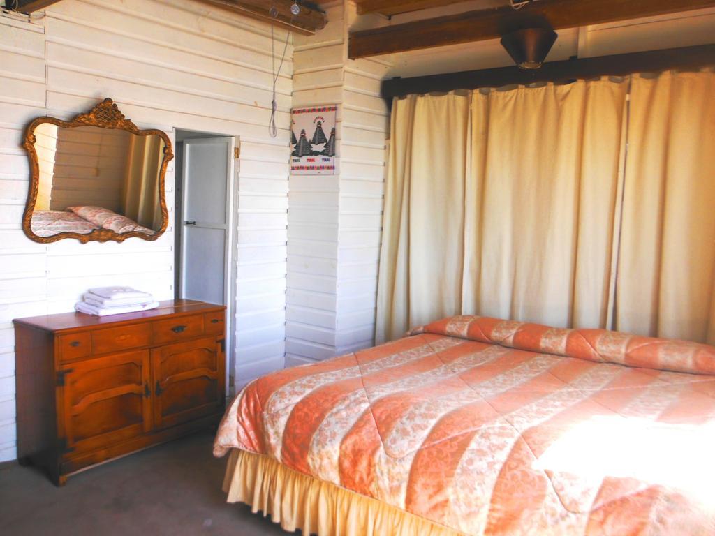 Hotel Y Restaurante Backpackers Rio Dulce Town Quarto foto